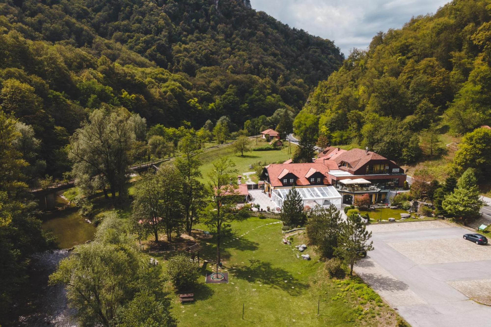 Guesthouse Villa Zelenjak Ventek Kumrovec Exterior photo